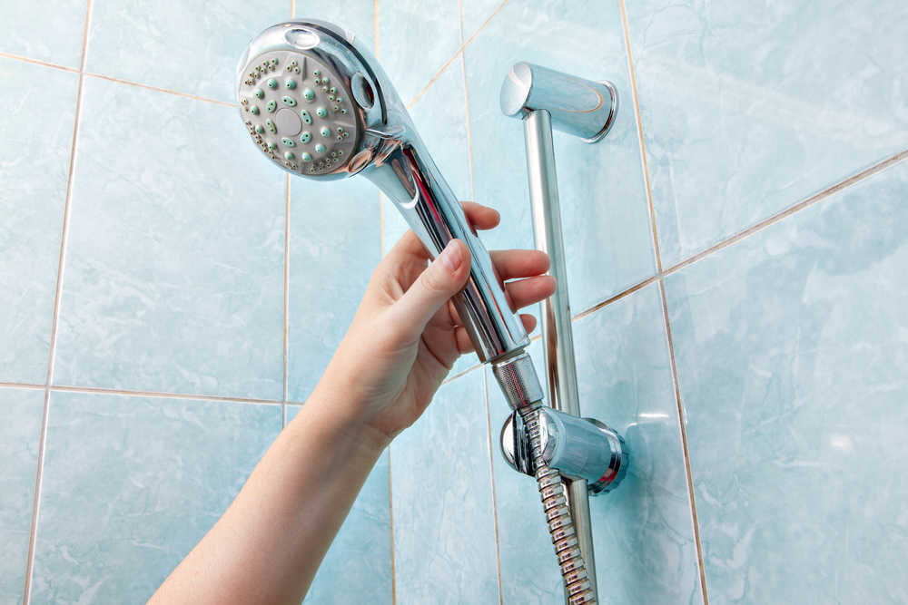  The purchase price of Bath Taps from production to consumption 